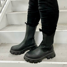 Load image into Gallery viewer, Philly Boot