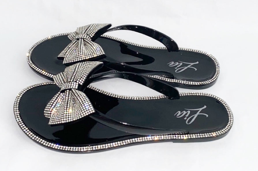 Gigi Sandal (Black)