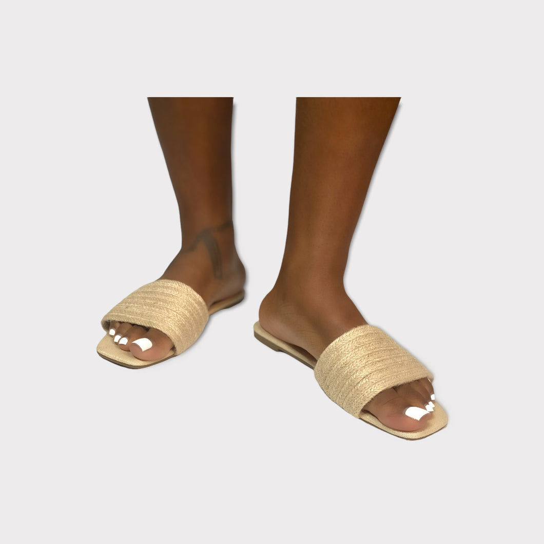 Leah Sandal