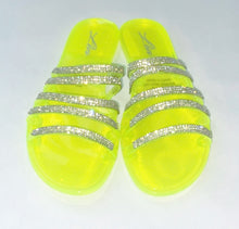 Load image into Gallery viewer, Leslie Sandal (Lime Green)
