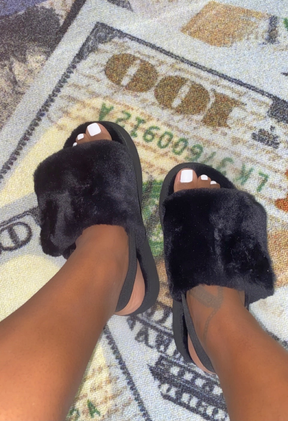 Kia Sandal